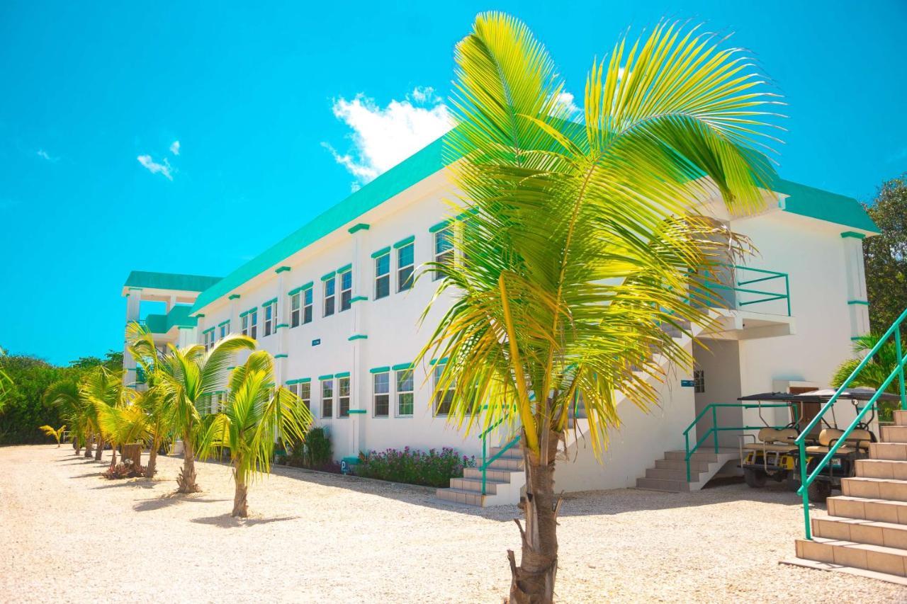 Best Western Grand Baymen Gardens San Pedro  Exterior photo